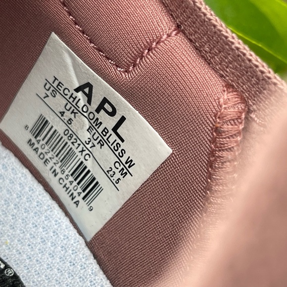 APL Athletic Propulsion Labs APL Lululemon womens size 7 - Picture 10 of 11